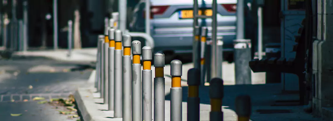 Safe and Convenient Retractable Barrier Column Systems for Properties in Winter Park, FL